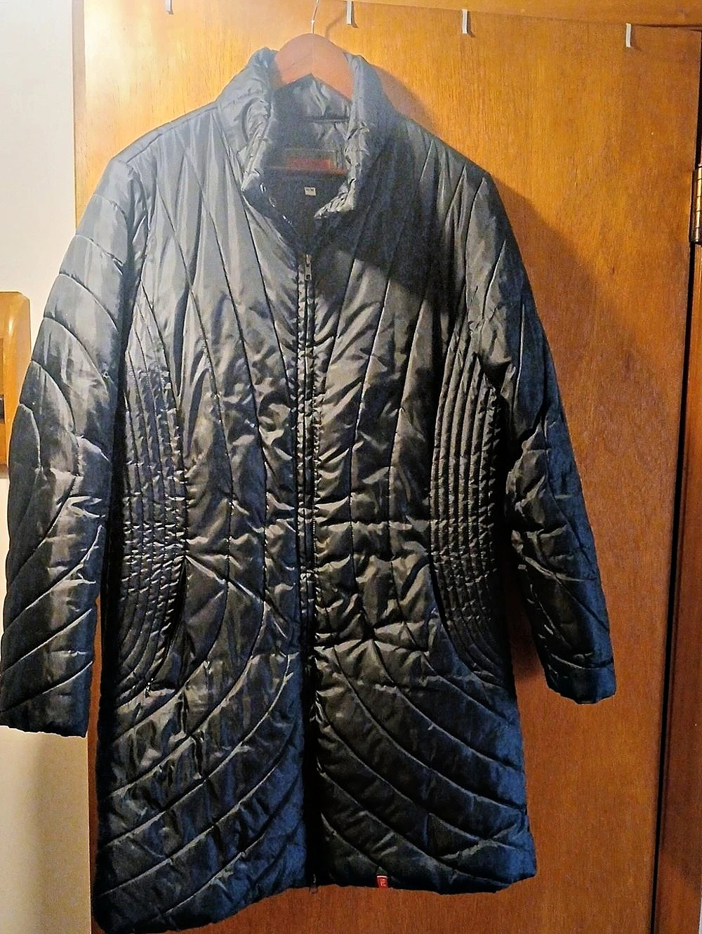 Ellabee  Black Quilted Puffer Coat Size Medium